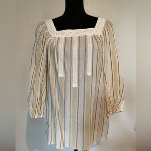 Lauren Conrad summer shirt. Crochet neckline & detail. Size small. NWT